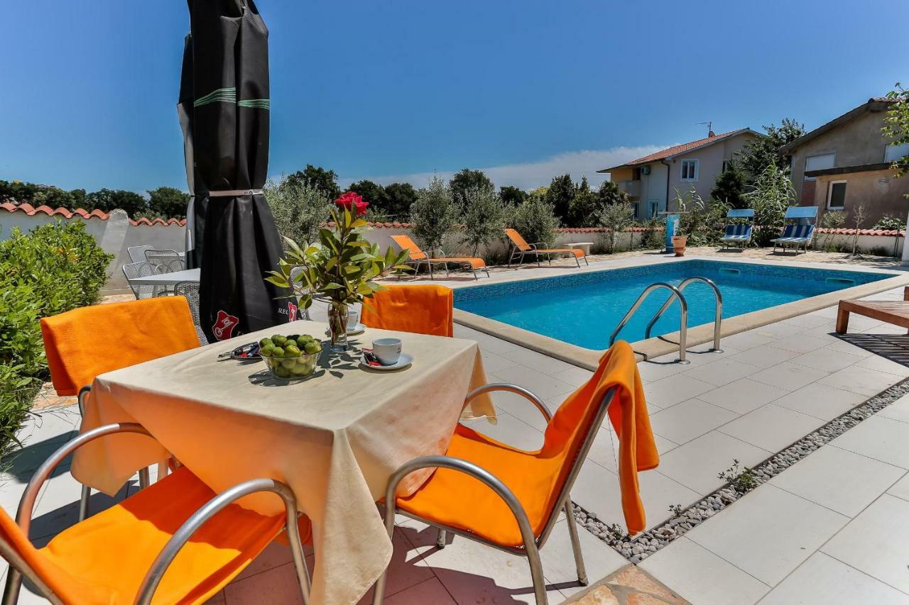מדולין Apartments Dora Victoria Dream מראה חיצוני תמונה