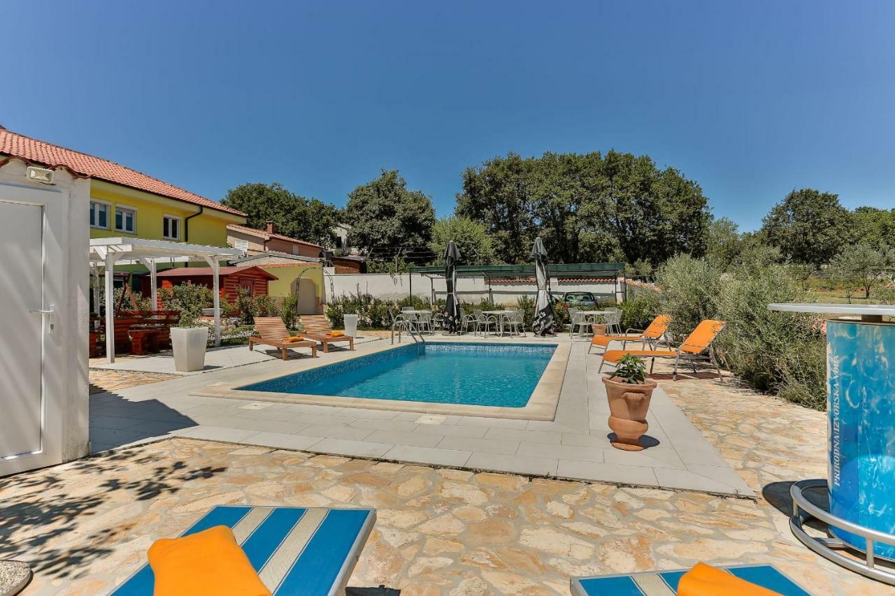 מדולין Apartments Dora Victoria Dream מראה חיצוני תמונה