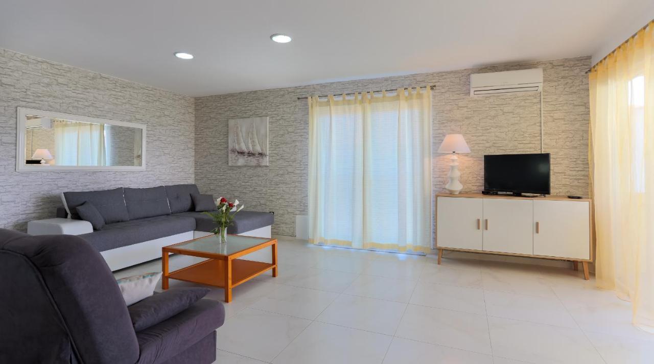 מדולין Apartments Dora Victoria Dream מראה חיצוני תמונה