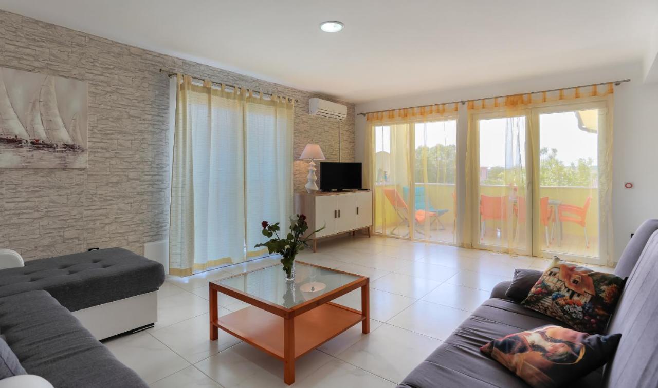 מדולין Apartments Dora Victoria Dream מראה חיצוני תמונה